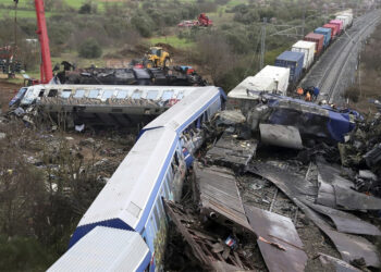 Τέμπη: Καταρρέει το κυβερνητικό αφήγημα, διαφαίνονται οι ευθύνες ιδιωτών-ΕΕ