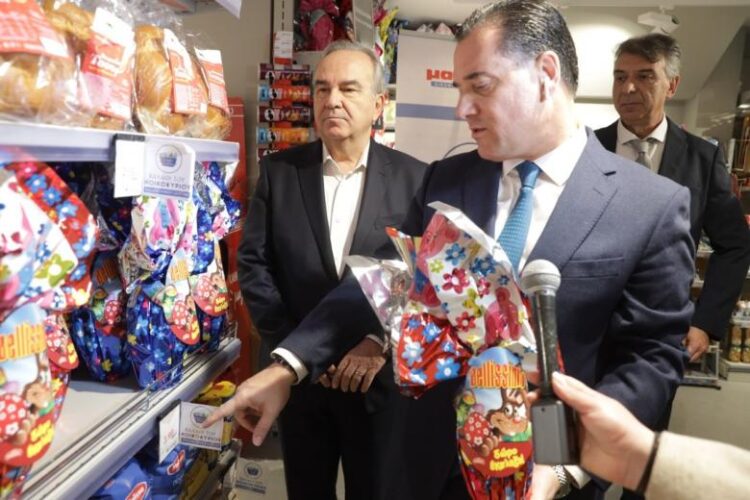 Καλάθι των «νονών» της αγοράς, νέο ηλεκτροσόκ σε ρεύμα-καύσιμα