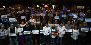 Να αθωωθούν οι αγωνιστές Σέζαρ Αρακάκι και Ντανιέλ Ρουίθ στην Αργεντινή