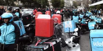 ΑΝΤΑΡΣΥΑ: Στο πλευρό των διανομέων της Wolt και του δίκαιου αγώνα τους