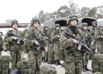 Έβρος: «Χώσιμο» για τους φαντάρους και κυνήγι προσφύγων