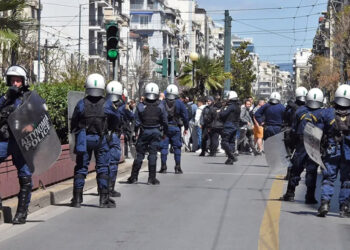 Κρεσέντο καταστολής με ξεκάθαρα μηνύματα