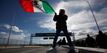 Πρόσχημα τα ναρκωτικά στον «πόλεμο» ΗΠΑ κατά Μεξικού