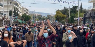 Αποτελέσματα έφεραν οι δρόμοι της ανατροπής, όχι οι έδρες της βουλής