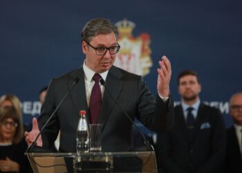 Σερβία: Προς κάλπες στο φόντο  της κρίσης
