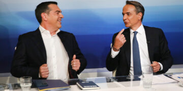 Αποστειρωμένη τηλεμαχία με έξι μονολόγους και πλαίσιο συναίνεσης