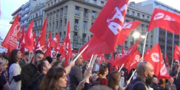 ΑΝΤΑΡΣΥΑ: Δημοκρατία «μαύρα μεσάνυχτα»