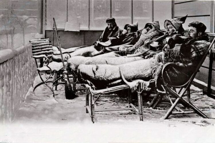 Για να αποφευχθούν οι συγκρούσεις και οι επαναστάσεις…