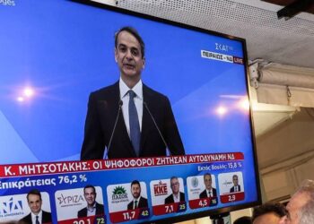Σαρωτική αντιδραστική αναδιάταξη του πολιτικού σκηνικού