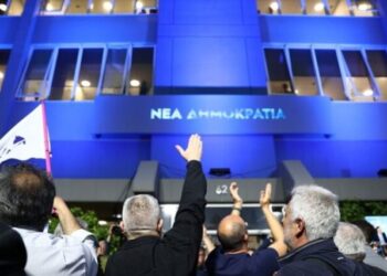 ΣΥΡΙΖΑ: Χωράνε παραμύθια στην εποχή του κυνισμού; 