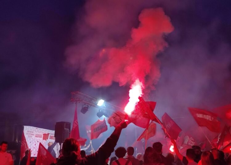 Μήνυμα αισιοδοξίας και μάχης η κεντρική προεκλογική συγκέντρωση της ΑΝΤΑΡΣΥΑ (φώτο+βίντεο)