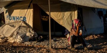 Κέντρα κράτησης: Πρόσφυγες σε «μαύρες τρύπες» εξανδραποδισμού