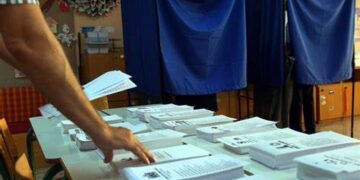 Ο φόβος ως κακός σύμβουλος και η ελπίδα που βρίσκεται στους δρόμους