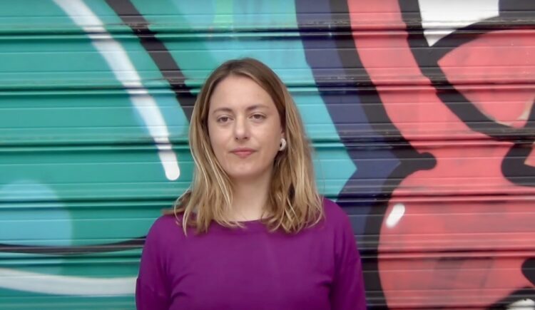 Η Χριστίνη Δέση – Λουκά, υποψήφια με την ΑΝΤΑΡΣΥΑ, μιλάει στην Παντιέρα (Βίντεο)