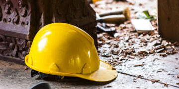 Νέο φονικό εργατικό «δυστύχημα» στην Πάρο – 42χρονος καταπλακώθηκε σε οικοδομή από μπάζα