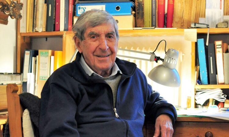 «Έφυγε» ο Δ. Λιβιεράτος ένας μαχητής  και λόγιος της εργατικής τάξης