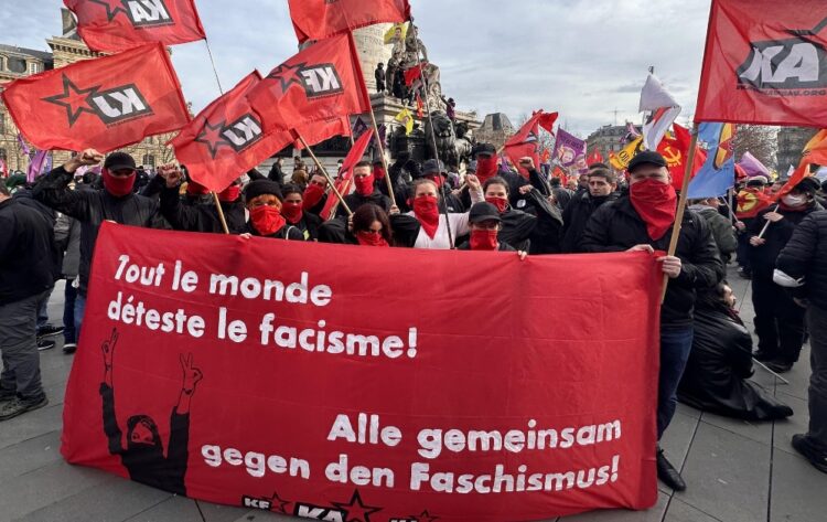 Συζήτηση με την γερμανική οργάνωση «Κομμουνιστική Ανοικοδόμηση» (Kommunistischer Aufbau)