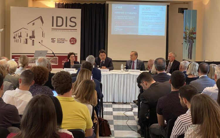 ΝΔ-ΣΥΡΙΖΑ: Στηρίζουν μαζί τους δεσμούς με τις ΗΠΑ