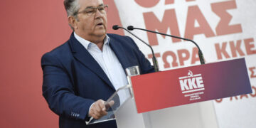 ΚΚΕ: «Μόνη αντιπολίτευση» ενάντια σε κάθε ανατρεπτική αριστερή φωνή