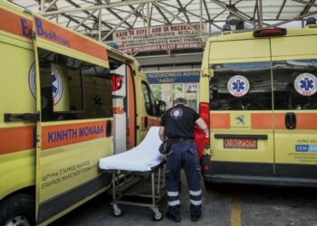 ΕΚΑΒ: Χάνονται ζωές για να έρθει ο «σωτήρας» ιδιώτης