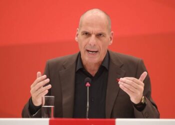 MέΡΑ25: Κοινοβουλευτικά διλήμματα χωρίς αυτοκριτική και γραμμή ανατροπής