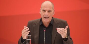 MέΡΑ25: Κοινοβουλευτικά διλήμματα χωρίς αυτοκριτική και γραμμή ανατροπής