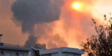 Μεγάλα ερωτήματα για τις πρωτόγνωρες εκρήξεις σε στρατιωτικές εγκαταστάσεις