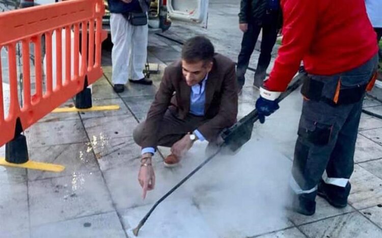 ΚΕΔΔΑ: Τα εξοντωτικά πρόστιμα για αφισοκόλληση φίμωση στην ελεύθερη διακίνηση ιδεών