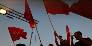 Ανατρεπτική ανασυγκρότηση  ή ήττα μέσω διαχείρισης