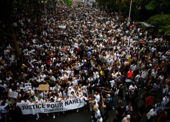 νΚΑ: Από την Ελλάδα ως τη Γαλλία, η νεολαία θα τσακίσει το σύστημα που μας δολοφονεί!