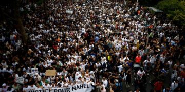 νΚΑ: Από την Ελλάδα ως τη Γαλλία, η νεολαία θα τσακίσει το σύστημα που μας δολοφονεί!