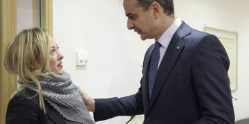 ΑΝΤΑΡΣΥΑ: Ανεπιθύμητη η φασίστρια Μελόνι! Ολοι/ες στο Σύνταγμα, Πέμπτη 31/8 7μμ Σύνταγμα