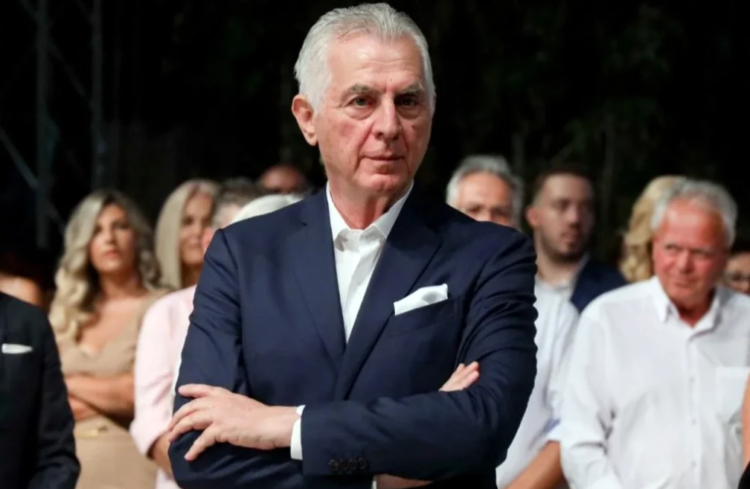 Περιστέρι:το απόλυτο παράδειγμα του εξευτελισμού των κοινοβουλευτικών δημοτικών παρατάξεων