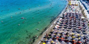 Ίσκιοι ενοικιαζόμενοι  