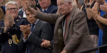 Η ιστορία του Ουκρανού ναζί που έγινε «ήρωας» στον Καναδά