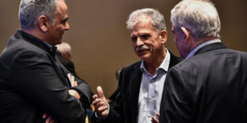 ΣΥΡΙΖΑ: Υποψήφιοι  από και  με το ΠΑΣΟΚ