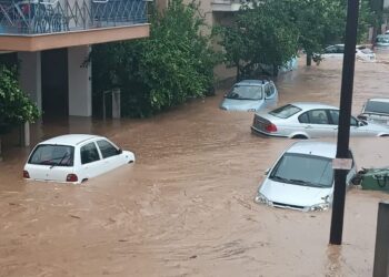 Βυθισμένη πολιτεία ο Βόλος, βούλιαξαν ξανά κεντρικό και τοπικό κράτος