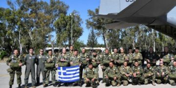 Κανείς και καμία έξω από τα σύνορα!