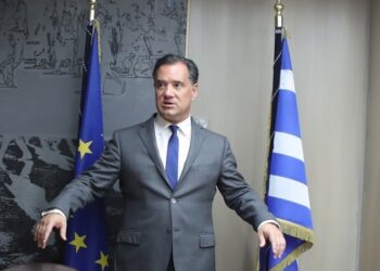 Νέα μισθωτή σκλαβιά: 13ωρο, 6ήμερο και δουλειά με… sms