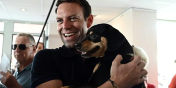 Λόγια, λόγια, λόγια και… λόγος