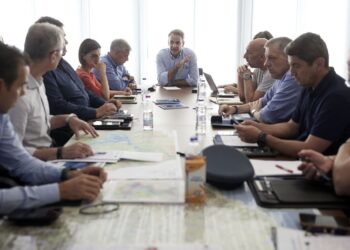 Κυβέρνηση, περιφέρεια και δήμοι έπνιξαν τη Θεσσαλία