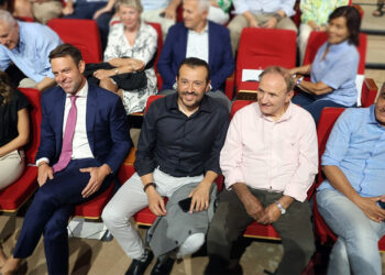 Διαδοχή ΣΥΡΙΖΑ: Μετεκλογικά αποκαΐδια  και ένας «μεσσίας» made in USA