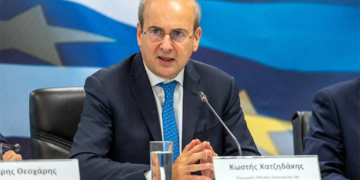 Παγωμένα σπίτια λόγω… πλεονάσματος και ΕΕ