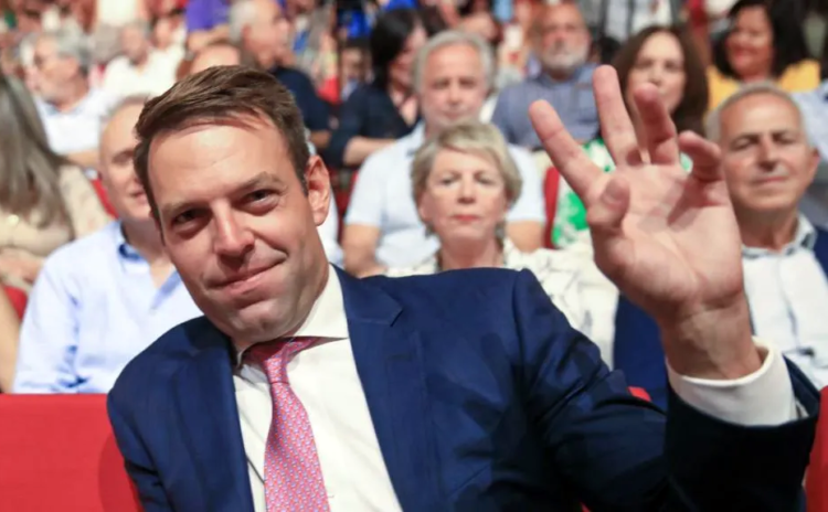 ΣΥΡΙΖΑ: Ούτε καν  η λέξη «αριστερά»  στην εποχή Κασσελάκη