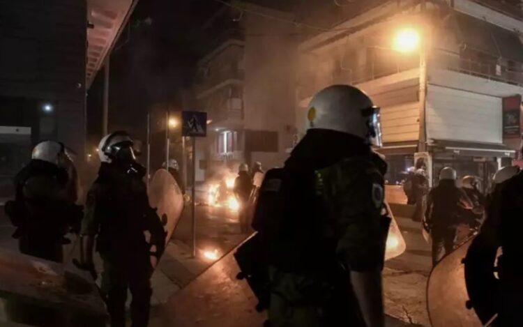 νΚΑ: Κάτω τα χέρια από τη νεολαία! Να πληρώσουν οι φυσικοί αυτουργοί της επίθεσης στη 16χρονη