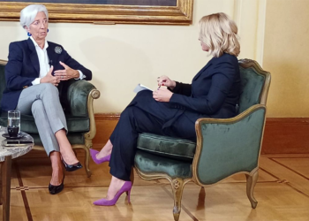 Η EKT στην Αθήνα: Μεταμνημονιακοί έπαινοι και νουθεσίες Λαγκάρντ για «περισσότερες μεταρρυθμίσεις»