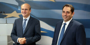 Προϋπολογισμός: Εκτίναξη φοροεπιδρομής, ματωμένα πλεονάσματα 5 δισ. ευρώ