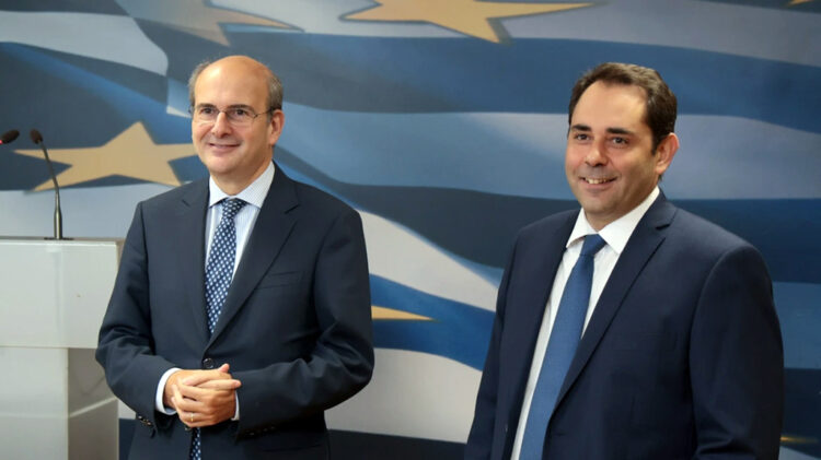 Προϋπολογισμός: Εκτίναξη φοροεπιδρομής, ματωμένα πλεονάσματα 5 δισ. ευρώ