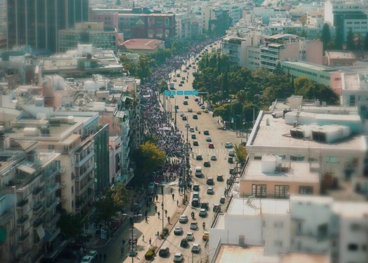Ποτάμι διαδηλωτών φώναξε κατά της σφαγής στη Γάζα και της εμπλοκής της Ελλάδας (φωτογραφίες-βίντεο)