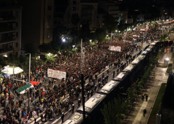 Συγκλονιστική η πορεία του Πολυτεχνείου για τα 50 χρόνια